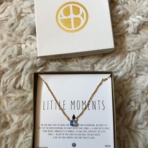 NEW in box necklace💙